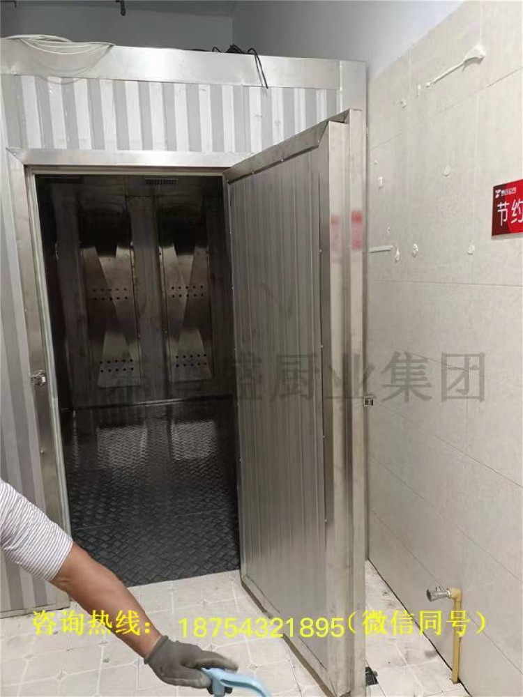 大型醒發(fā)室安裝現(xiàn)場(chǎng)，用于醒發(fā)饅頭、包子之類(lèi)的面食